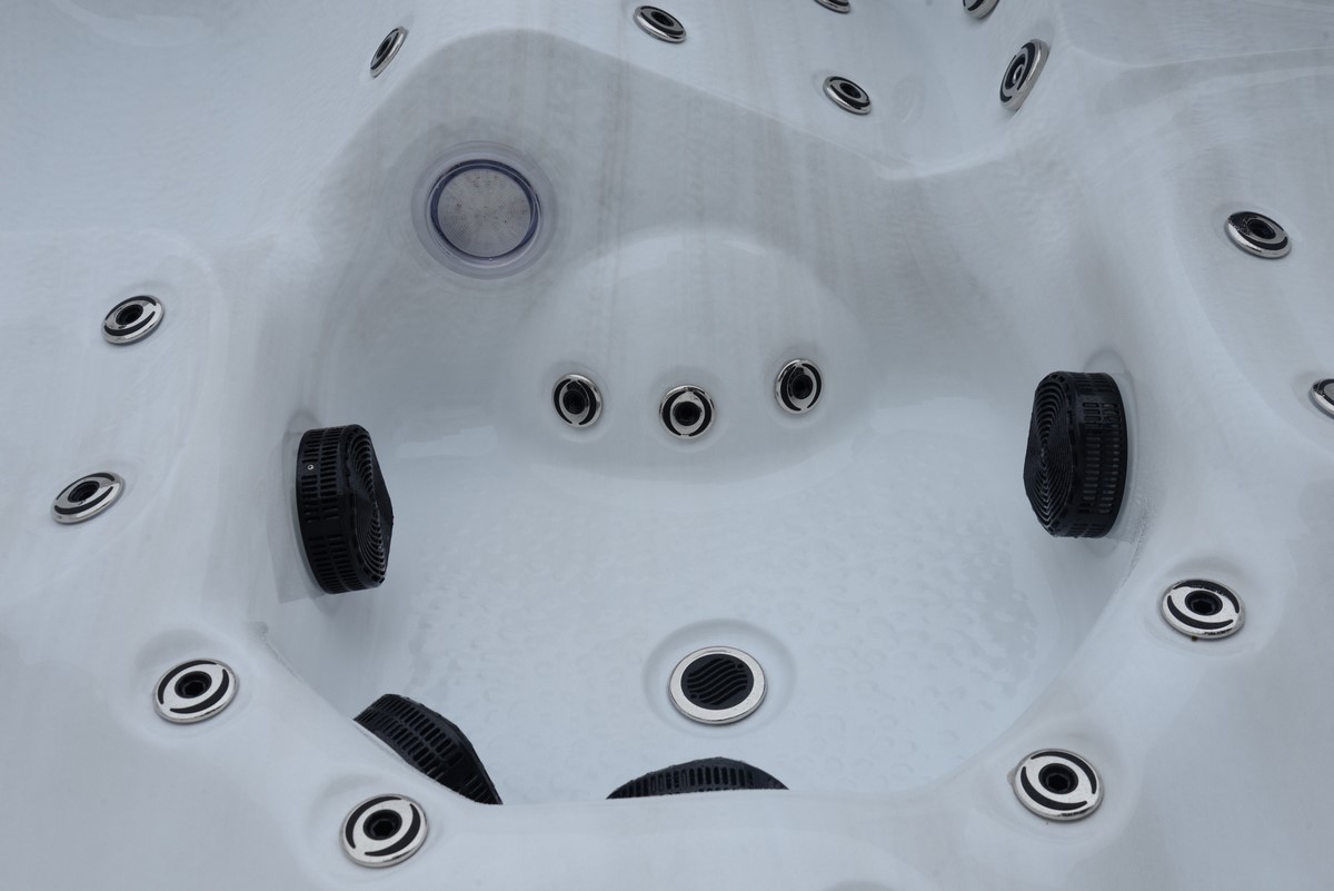 Platinum Spas Deluxe Santorini
