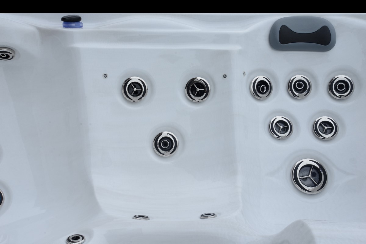 Platinum Spas Deluxe Santorini