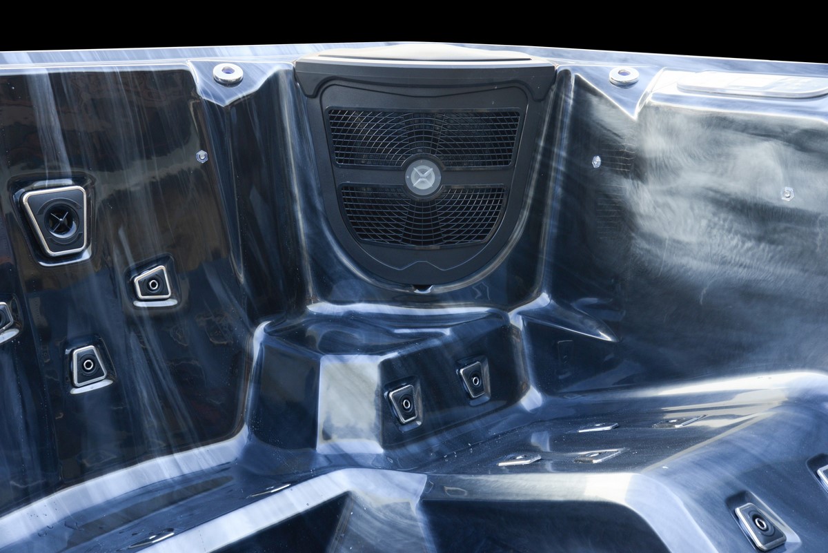Platinum Spas Solar Eclipse