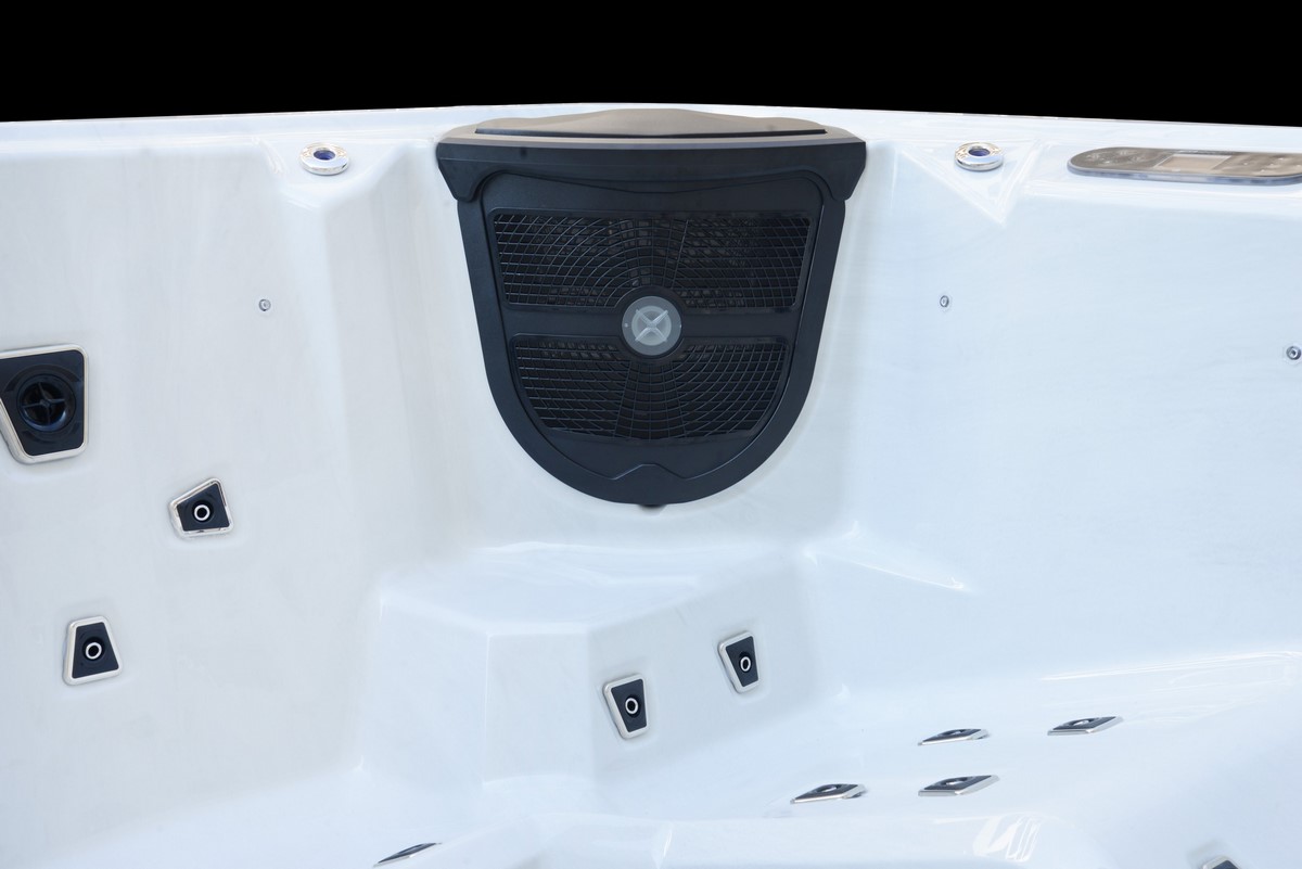 Platinum Spas Solar Eclipse