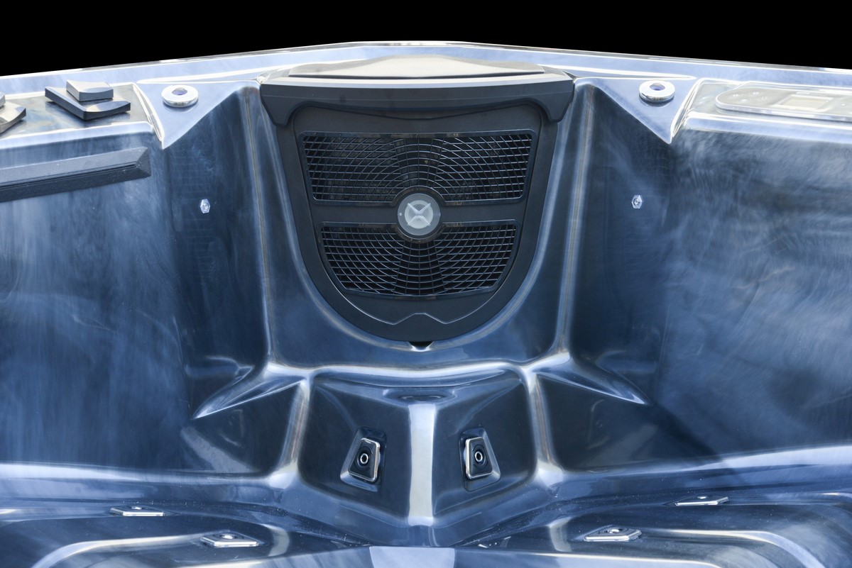 Platinum Spas Solar Luna