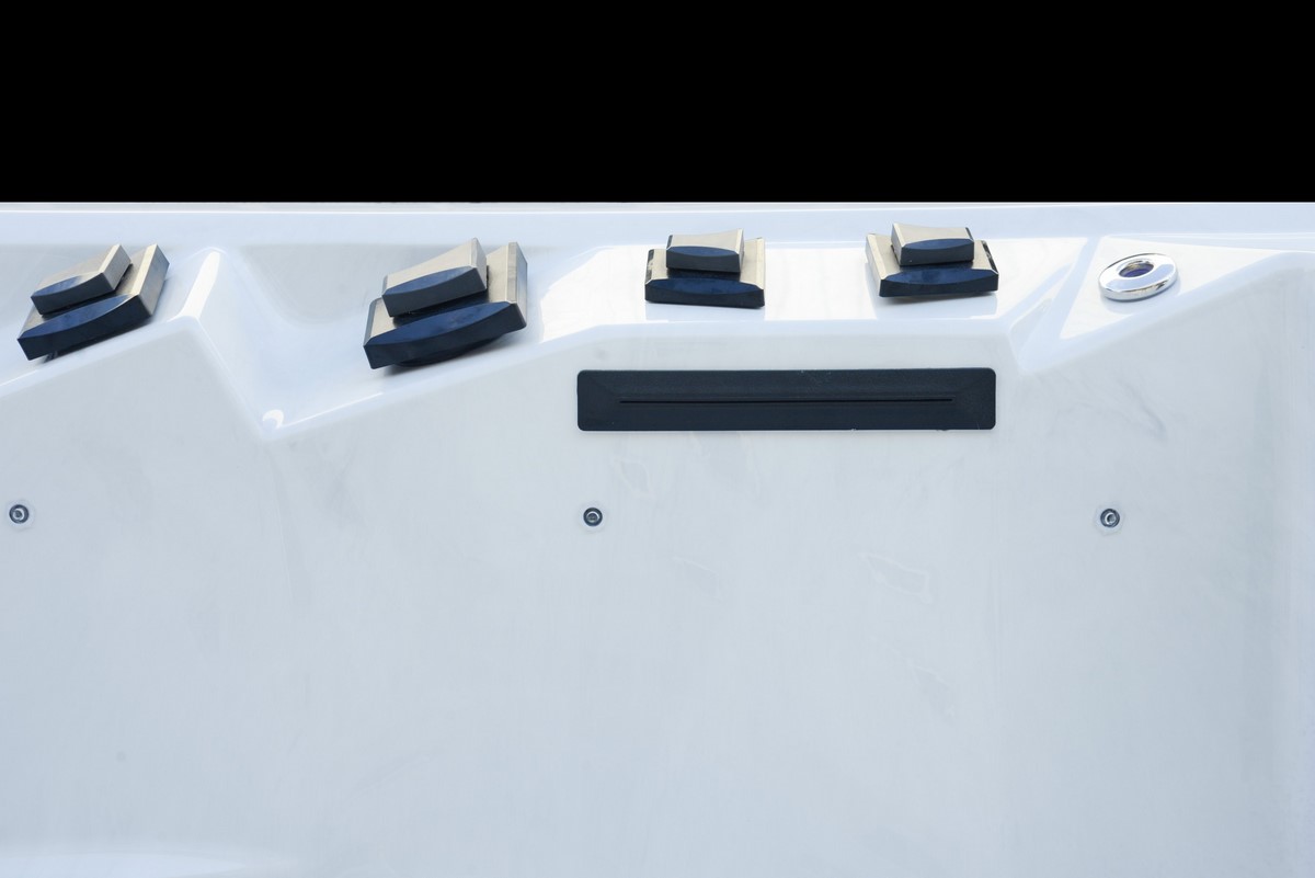 Platinum Spas Solar Luna