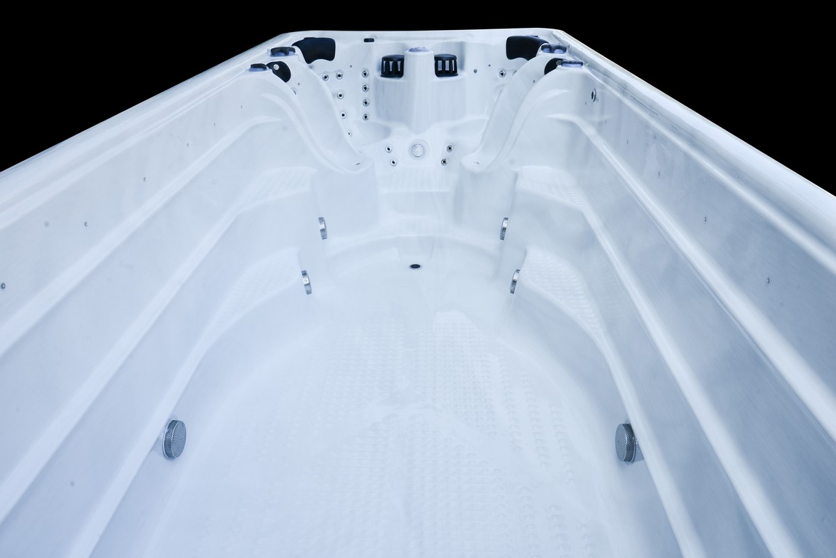 Platinum Spas Swimspa Poseidon